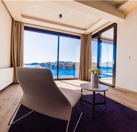 Luxury 7 Bedroom Dubrovnik Beachfront Villa with Infinity Pool, Sleeps 14